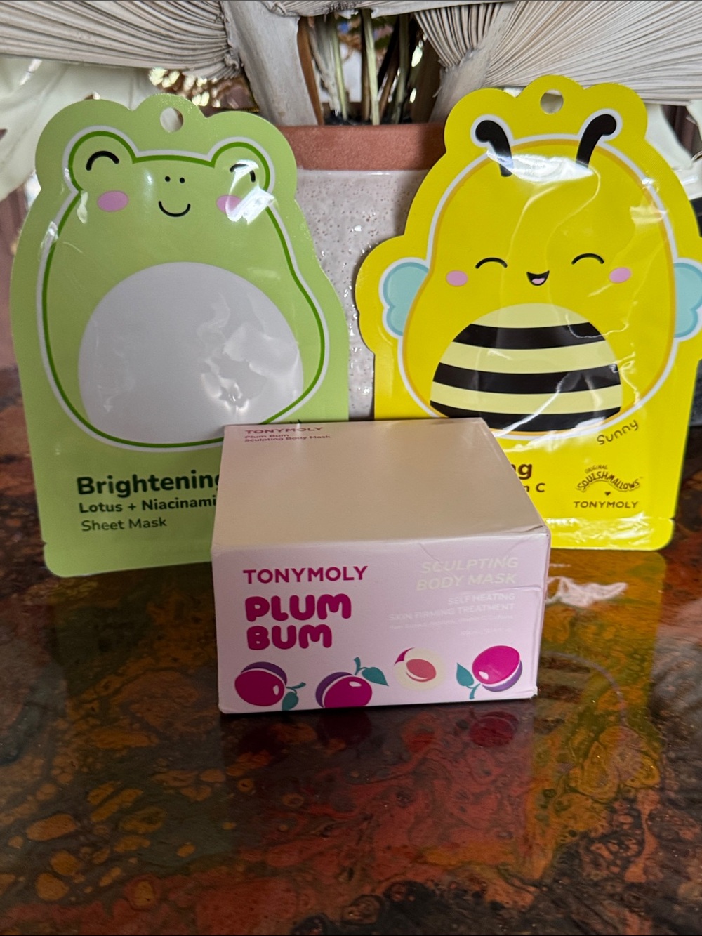 TONYMOLY Plum Bum Sculpting Body Mask & 2 Masks